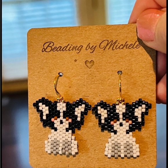 Papillon dog earrings cute dog gift for groomer dog sitter seed bead beaded - Picture 4 of 4